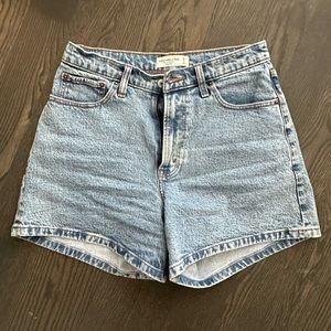 Abercrombie Curve Love High Rise Dad Short - 29 (sold out online)